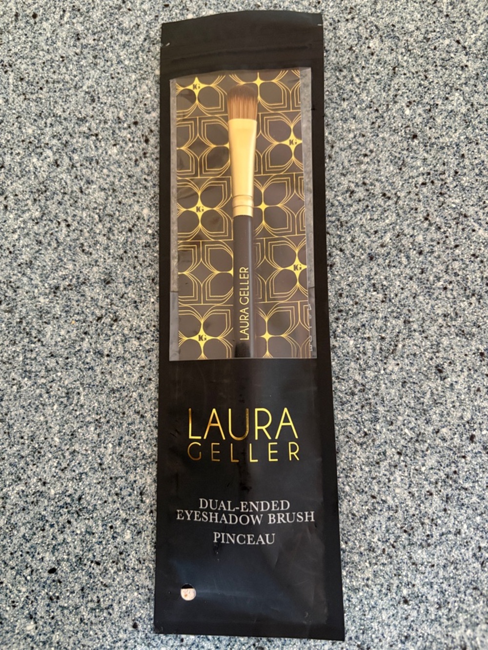 Laura Geller Fabulous Dual-Ended Eyeshadow Brush